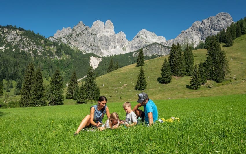 Familienwanderung in Filzmoos